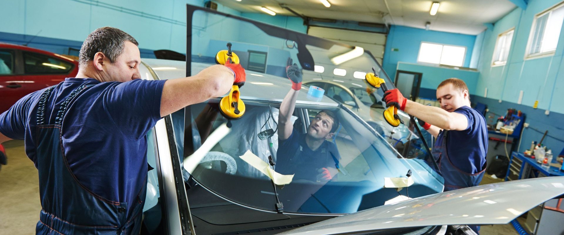 Exploring Affordable UV Curing Techniques for Auto Glass Services